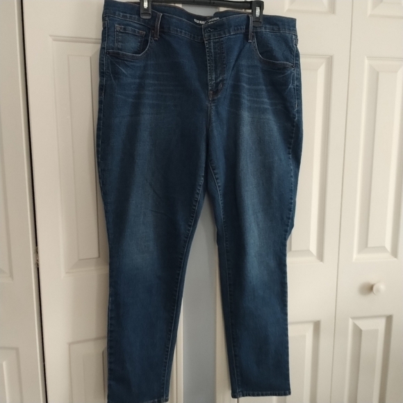 Old Navy Denim - Old Navy Original Mid Rise Dark Wash Straight Jeans 20